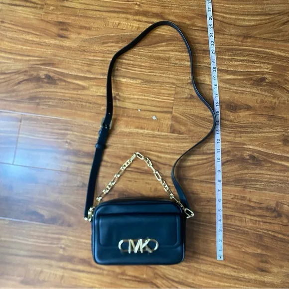 Michael Kors Women's Black Leather Gold Logo Parker Camera Crossbody Bag Classic - Picture 14 of 15